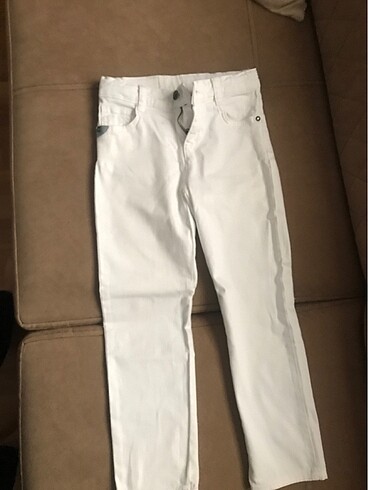 Beyaz erkek pantolon