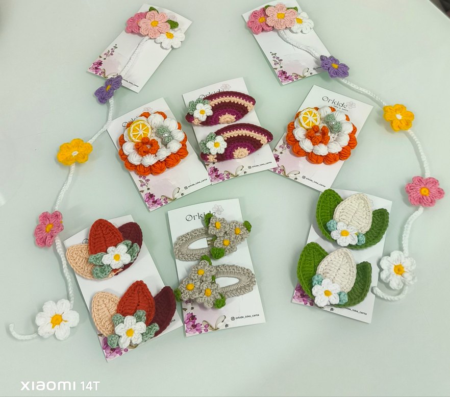 Renkli Nakışlı Örgü Çocuk Toka Seti - Görsel 2