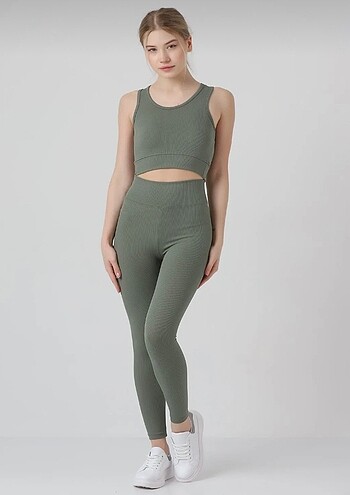 Tayt crop takım