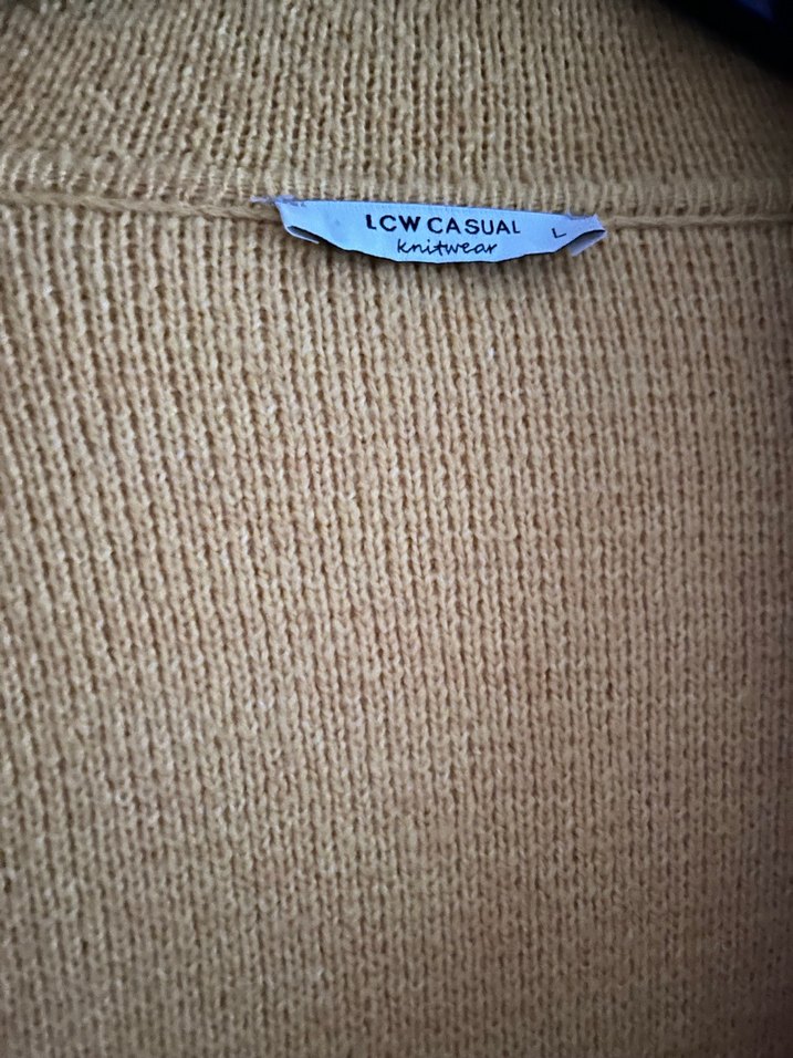 Düğmeli Sarı Midi Kadın Hırka - Görsel 3