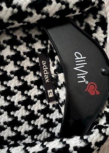 Zara Siyah Beyaz Desenli Kadın Ceket - Görsel 3