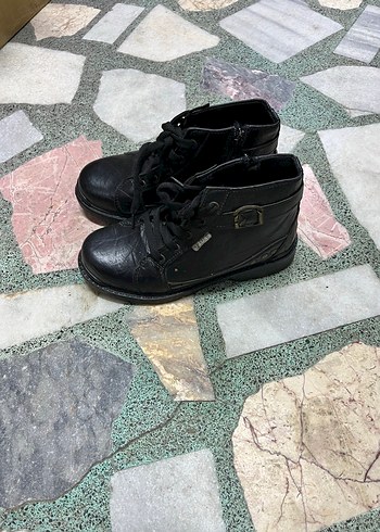 Siyah Tokalı Erkek çocuk Bot - Görsel 4