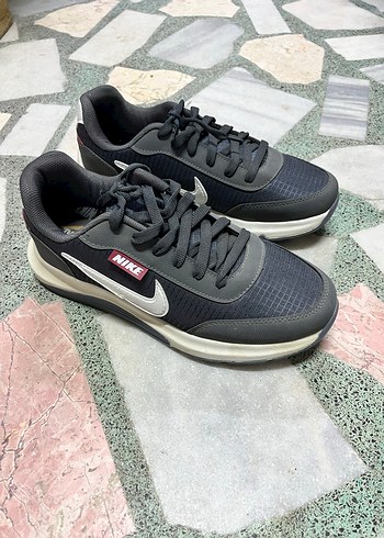 Gri Nike Spor Ayakkabı - Görsel 2