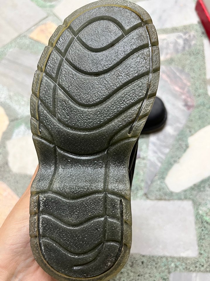 Erkek Çocuk Siyah Cırtlı Özel Ayakkabı - Görsel 4