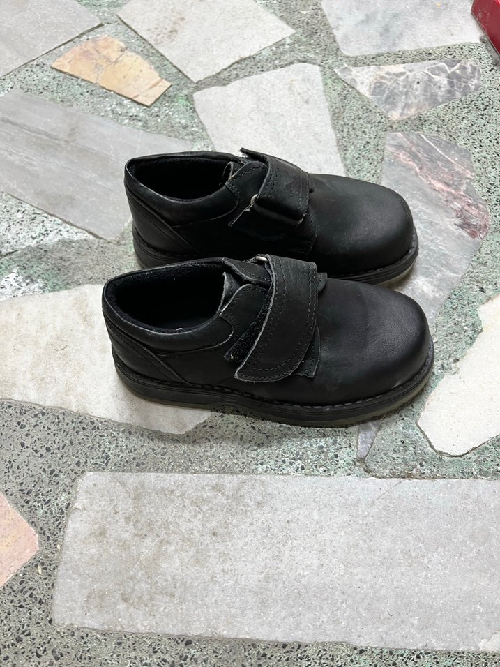 Erkek Çocuk Siyah Cırtlı Özel Ayakkabı - Görsel 3