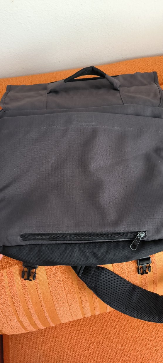 Gri Bucklelı JanSport Erkek Omuz Çantası - Görsel 3