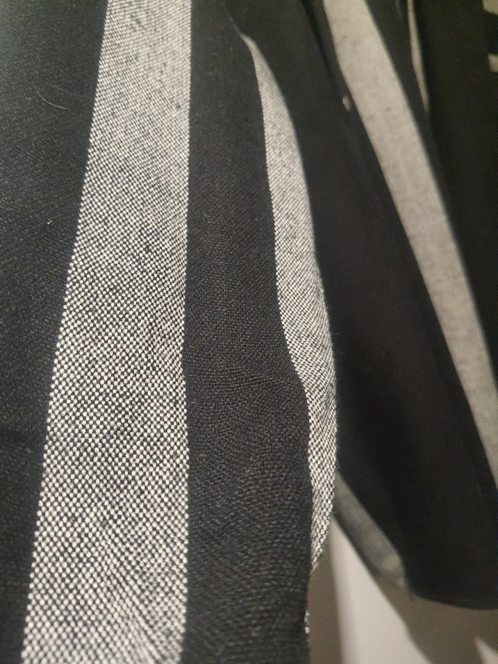 Siyah Gri Çizgili Uzun Kollu Gömlek — görsel 7/10