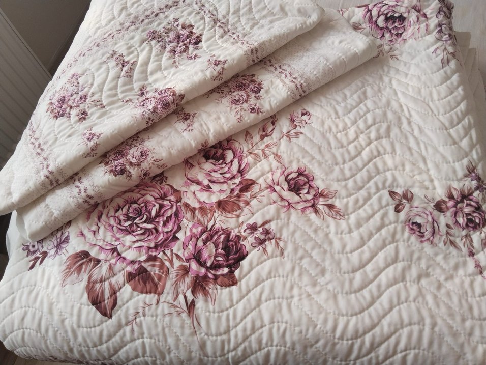 Bordo Nakışlı Pastel Kapitone çift kişilik Yatak Örtüsü - Görsel 3