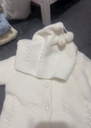 Kız Çocuk Beyaz Kapüşonlu Triko mont - Görsel 3