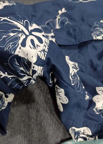 Düğmeli Mavi Çiçek Desenli Erkek Mayo Şortu - Görsel 8