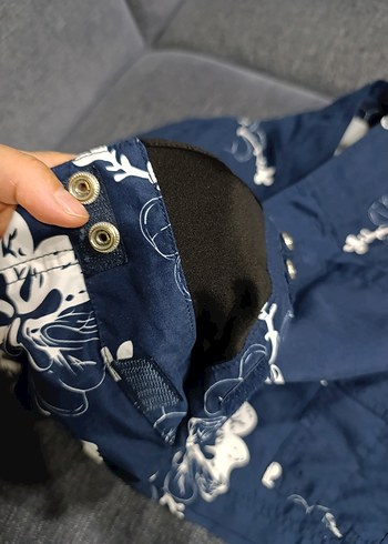 Düğmeli Mavi Çiçek Desenli Erkek Mayo Şortu - Görsel 2