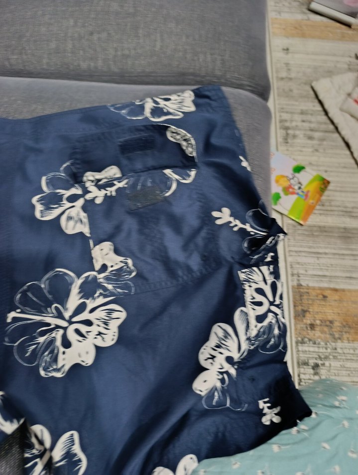 Düğmeli Mavi Çiçek Desenli Erkek Mayo Şortu - Görsel 5