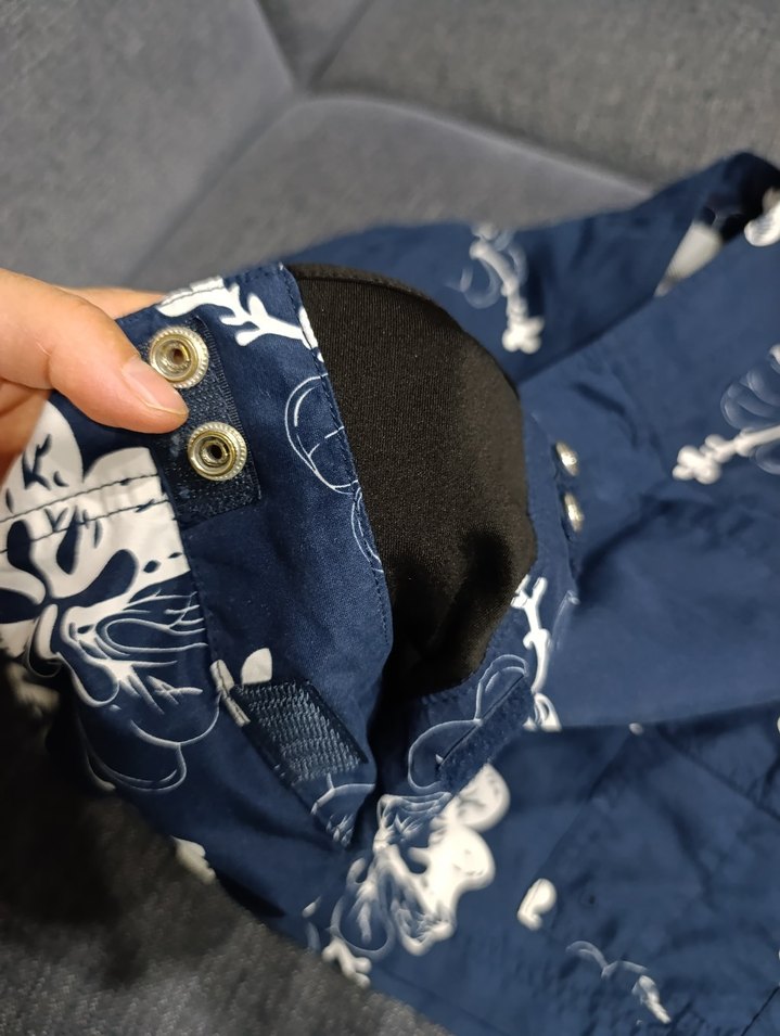 Düğmeli Mavi Çiçek Desenli Erkek Mayo Şortu - Görsel 2