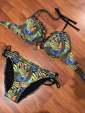 Bonesta bikini