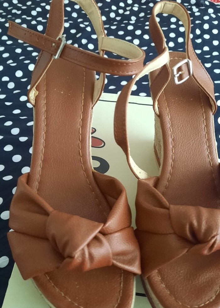 Dolgu topuk  ayakkabi - Görsel 3