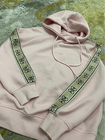 Guess Guess Orjinal sweat #zara #mavi #guess #bershka