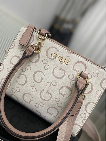 Beden çeşitli Renk Guess Orjinal çanta #guess #invee #vakko #matmazel