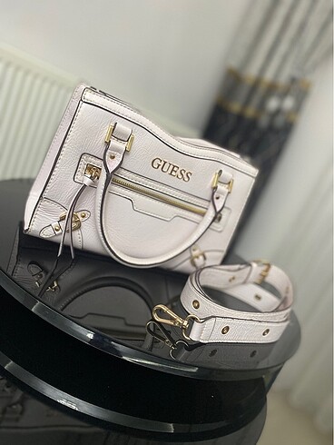 Guess Guess Orjinal çanta