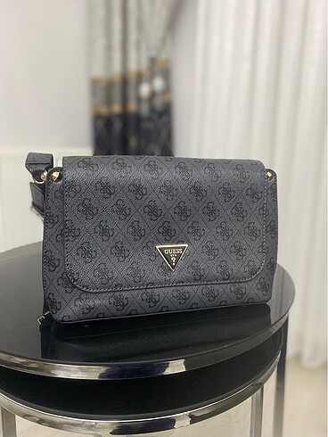Guess Guess Orjinal çanta