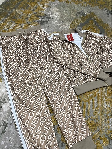 Guess Guess Orjinal eşofman takımı