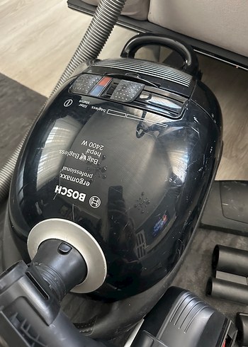 Beden Renk Bosch Siyah Elektrikli Süpürge