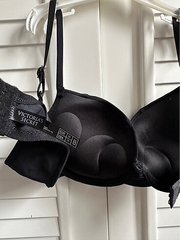 m Beden Victoria secret siyah push up sütyen
