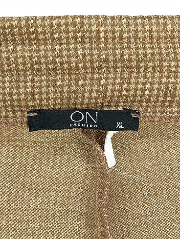 xl Beden çeşitli Renk PreLoved Kumaş Pantolon %70 İndirimli.