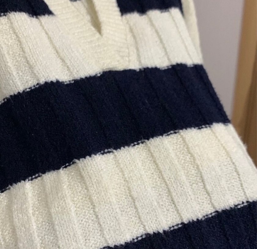 Defacto Zebra Desenli V Yakalı Kadın Triko Kazak - Görsel 4