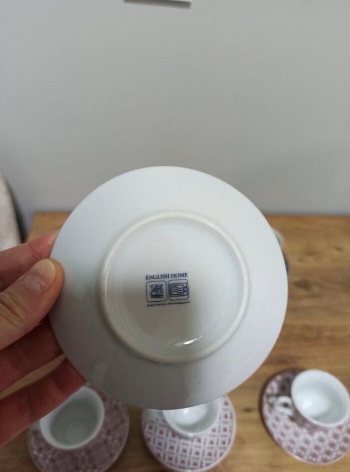 Desenli Kahve Fincanı ve Tabağı Seti - Görsel 2