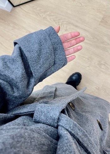 Gri Uzun Kemerli Kadın Kaban - Görsel 3