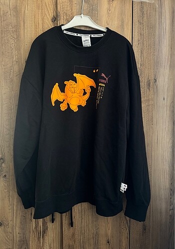 Puma X POKEMON Unisex Siyah Sweatshirt Charizard