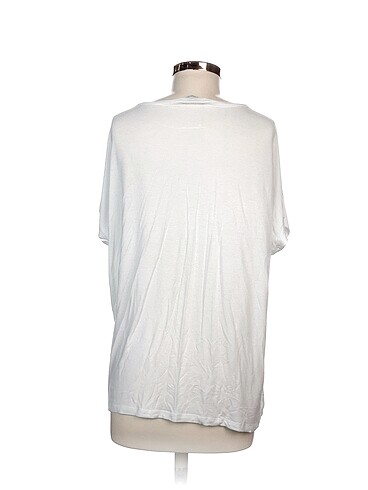 xxl Beden LC Waikiki T-shirt %70 İndirimli.