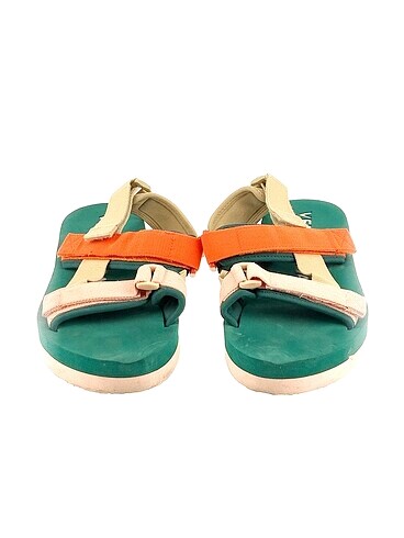 40 Beden Vintage Love Sandalet %70 İndirimli.
