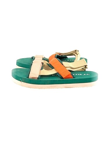 Vintage Love Sandalet %70 İndirimli.