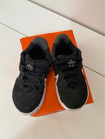 25 Beden Çocuk spor ayakkabı