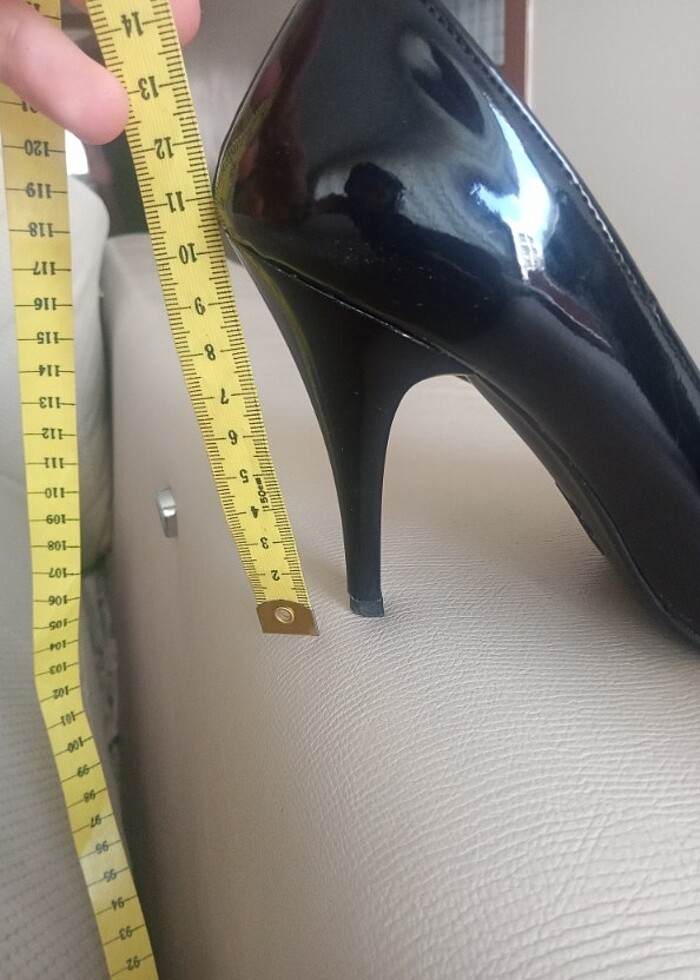 Siyah rugan topuklu ayakkabı  - Görsel 5