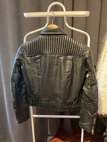 34 Beden siyah Renk Mango Orjinal Deri Biker Ceket