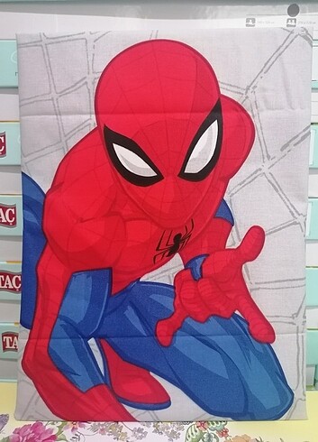 Taç Lisanslı Spiderman Kırlent Kılıfı - Görsel 3
