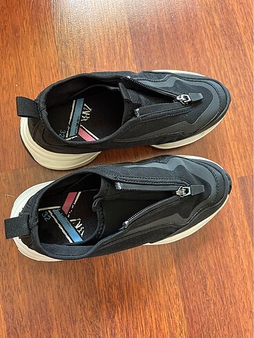 Zara Spor ayakkabı
