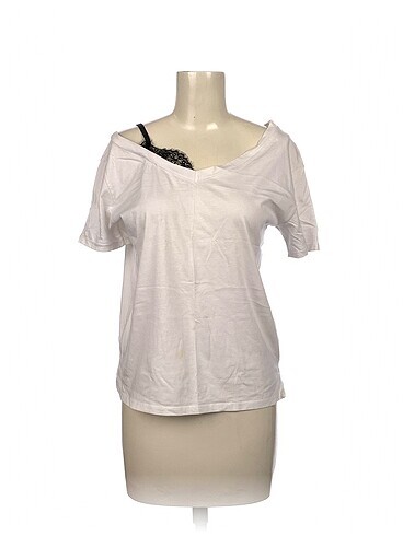 PreLoved T-shirt %70 İndirimli.