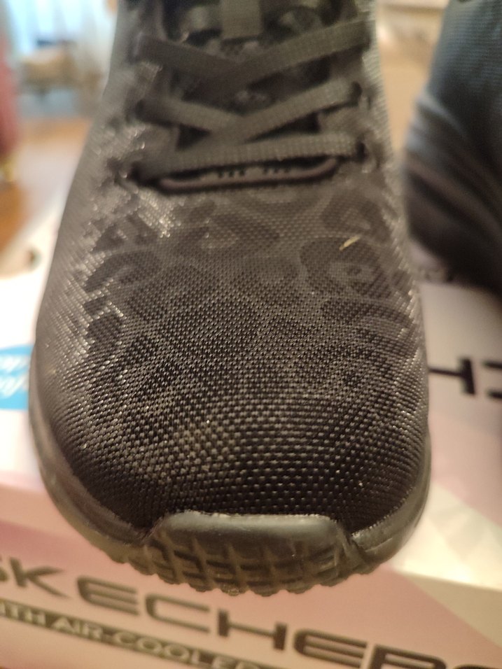 Yüksek Topuklu Siyah Desenli Bağcıklı Spor Ayakkabı - Görsel 3