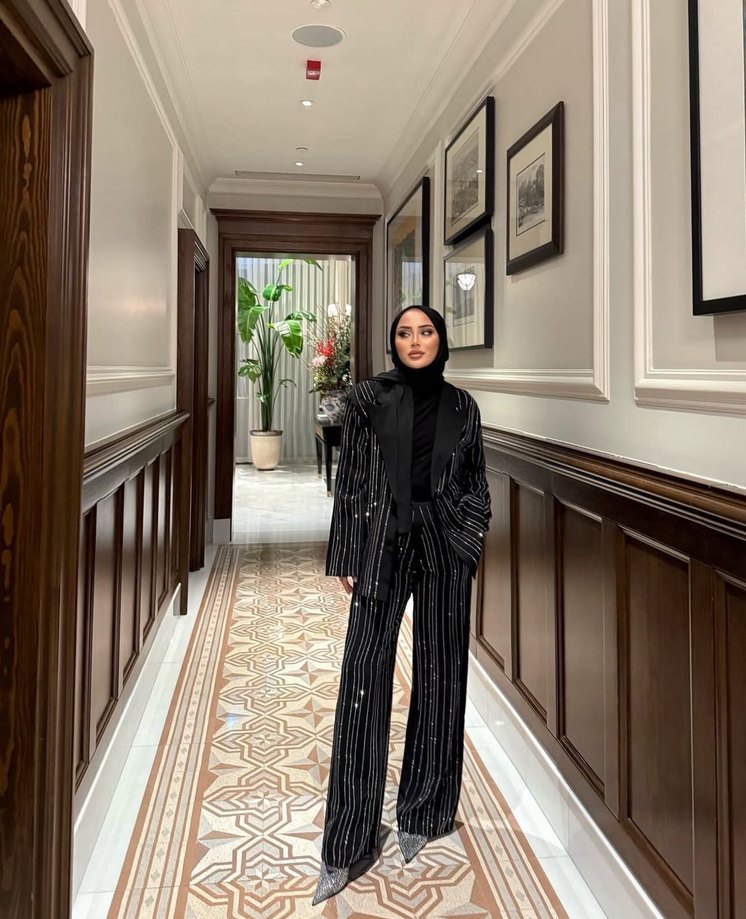 Pırlanta Desenli Siyah Kadın Takım - Görsel 3