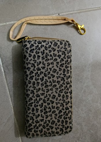 Gri Leopar Desenli Kadın Süet Cüzdan