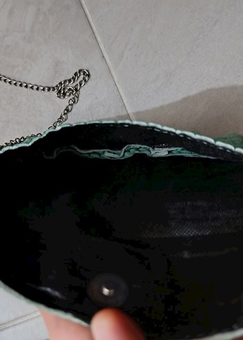 Zincir Detaylı Yeşil Kadın Çanta - Görsel 2