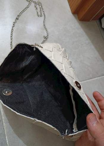 Bej Zincir Detaylı Deri Kadın Çanta - Görsel 2