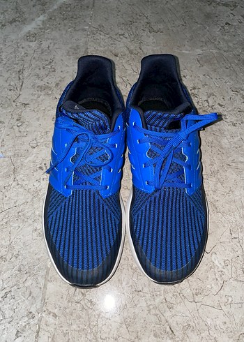 Orjinal adidas spor ayakkabısı
