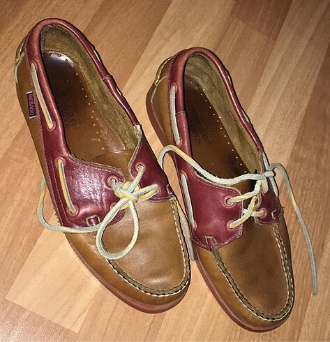 Sebago Sebago