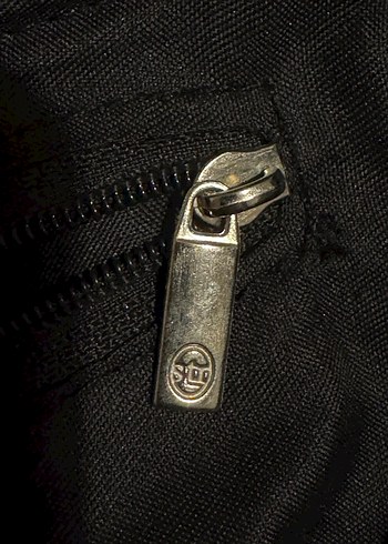 Stradivarius Siyah Deri Tokalı Gotik Kadın Çantası - Görsel 4