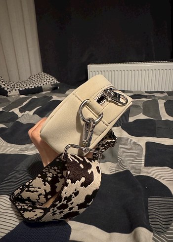 Pull&bear Deri Zebra Desenli Beyaz kol Çantası - Görsel 6