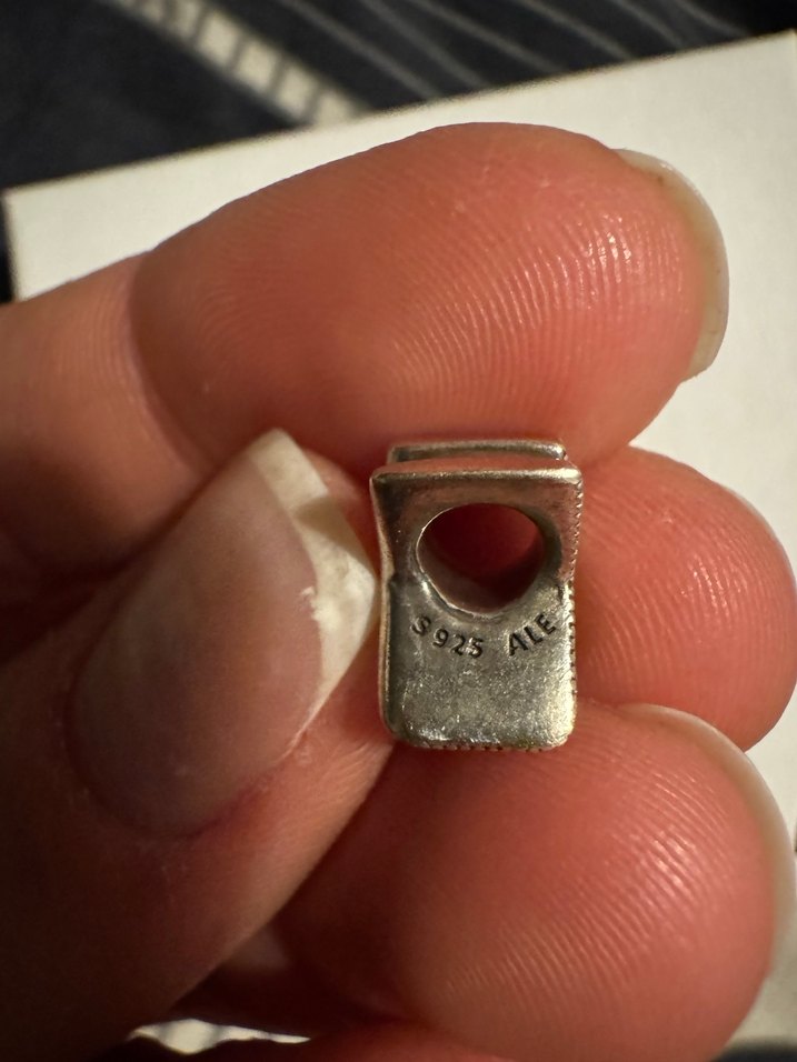 Gümüş Pandora K Harfi Charm - Görsel 3